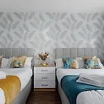 Superb Stonewall Terrace